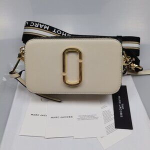 NWT Marc Jacobs the SNAPSHOT Crossbody Bag Cream White